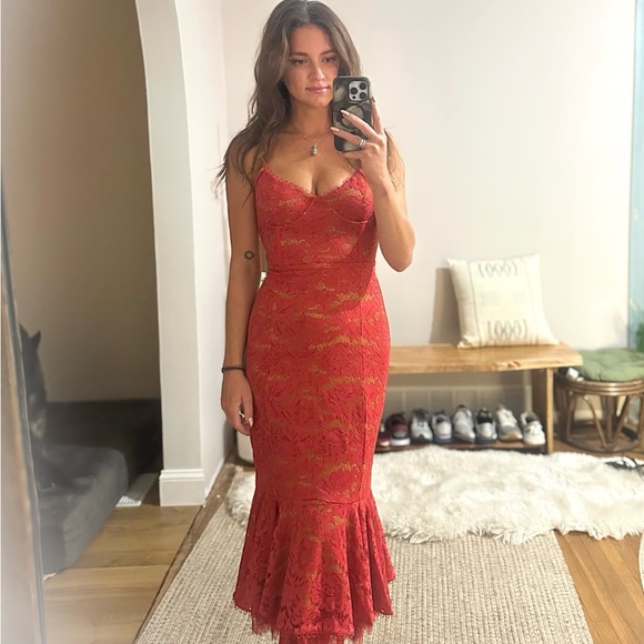 V. Chapman Dresses & Skirts - V. Chapman midi dress